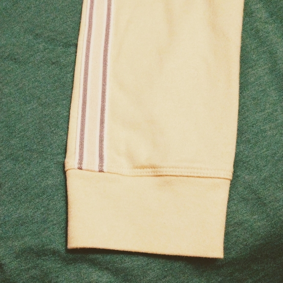 Two piece jogger set - Picture 9 of 10